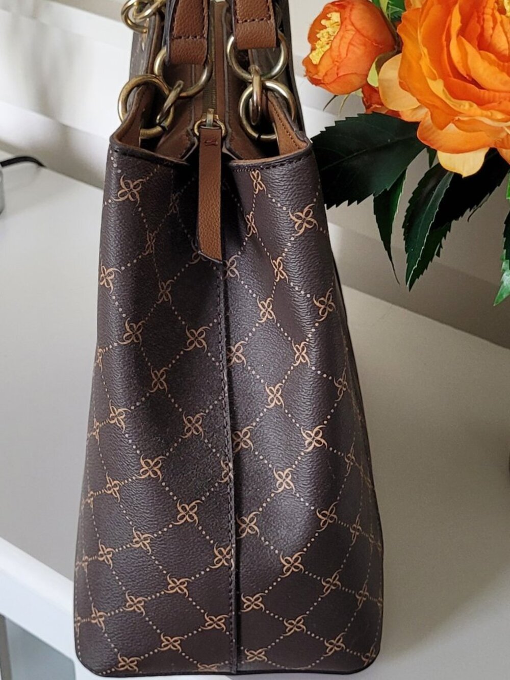 Nine West Basil Jet Set Shoulder Bag - Picture 3 of 6